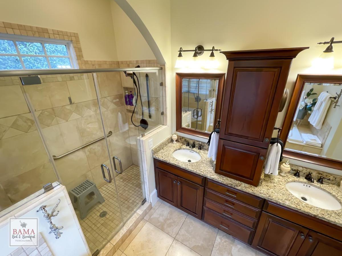 Bama Bed And Breakfast - Magnolia Family Suite Tuscaloosa Dış mekan fotoğraf