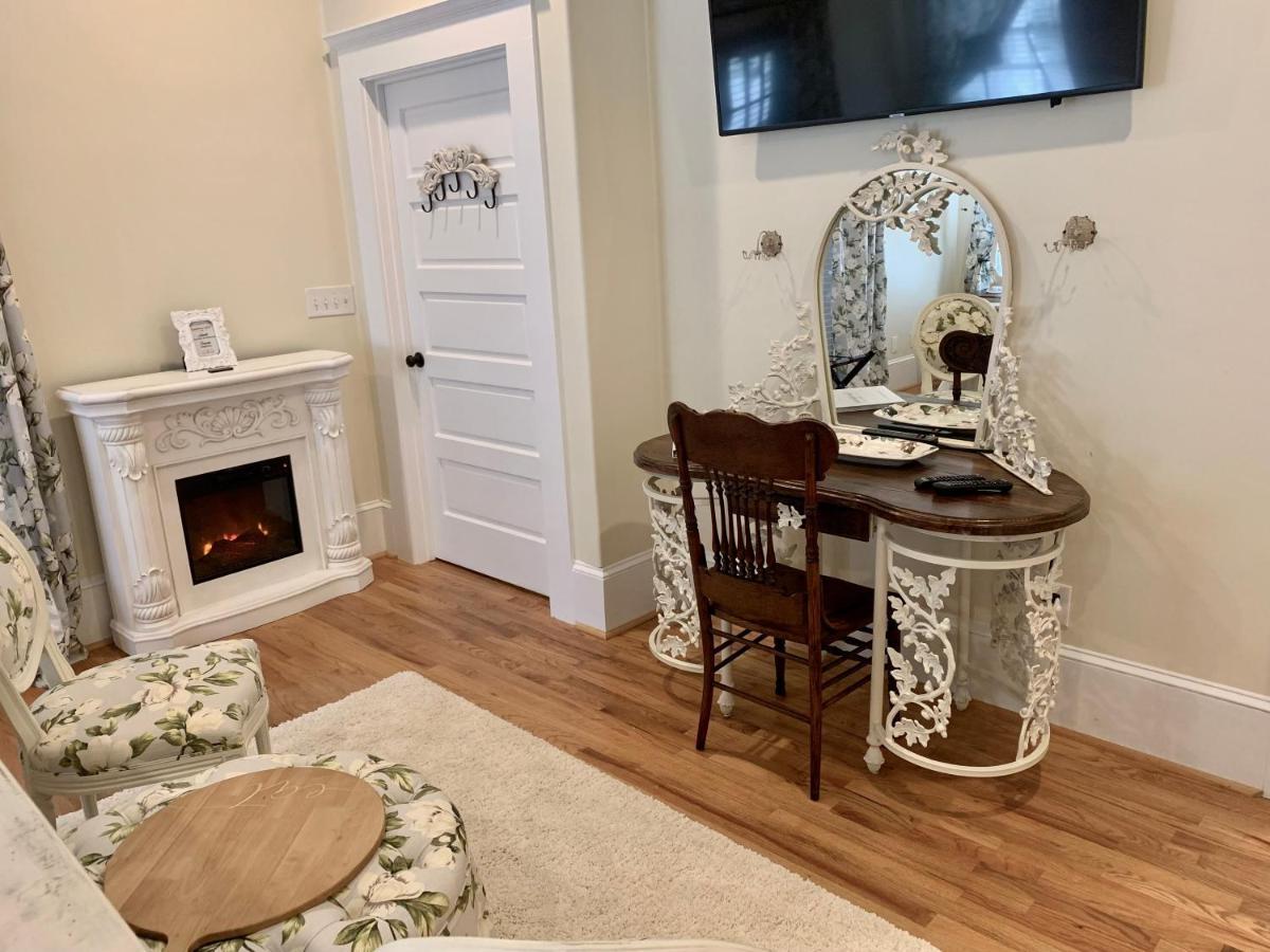 Bama Bed And Breakfast - Magnolia Family Suite Tuscaloosa Dış mekan fotoğraf