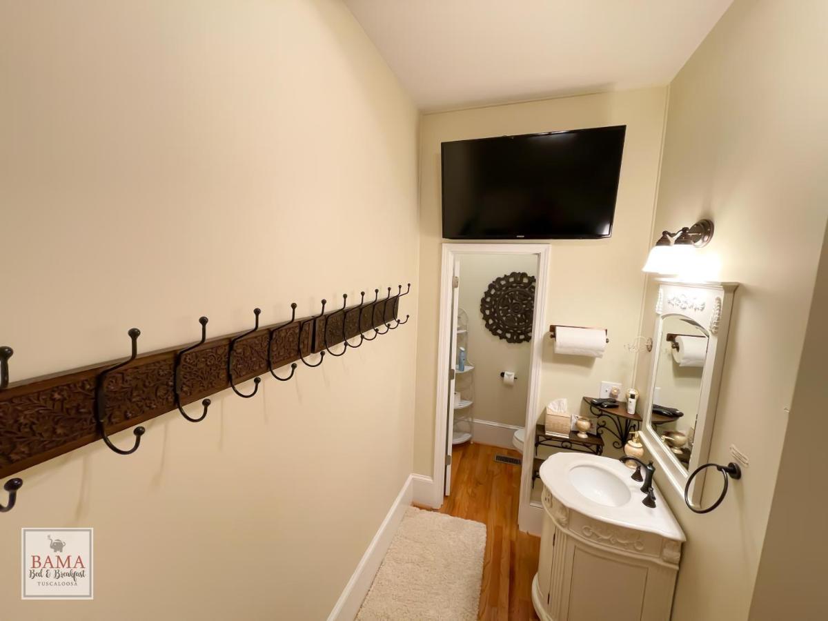 Bama Bed And Breakfast - Magnolia Family Suite Tuscaloosa Dış mekan fotoğraf